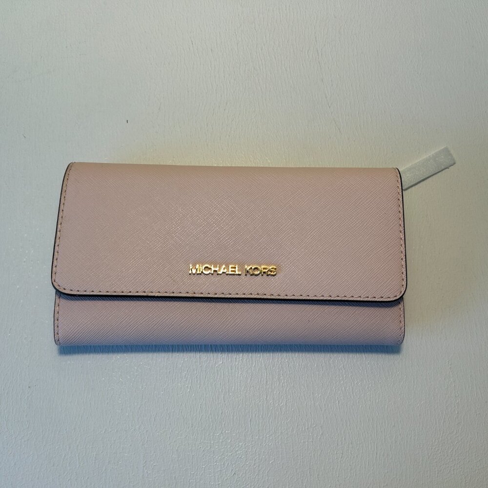 Michael Kors Jet Set Travel Crossgrain Leather Tri-Fold Wallet